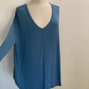 Free People blue distressed oversized ribbed long sleeve top V-neck casual